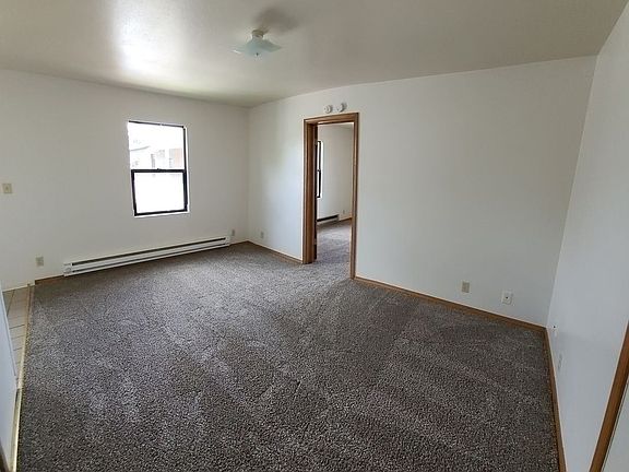 3rd image of 1618 N Lincoln St #7