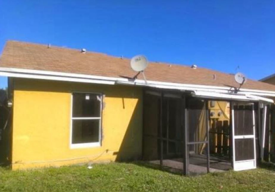 2nd image of 3697 Mil Lake Cir