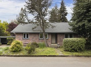 540 NW 9th St, McMinnville, OR 97128