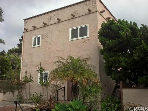 2nd image of 615 N Granados Ave