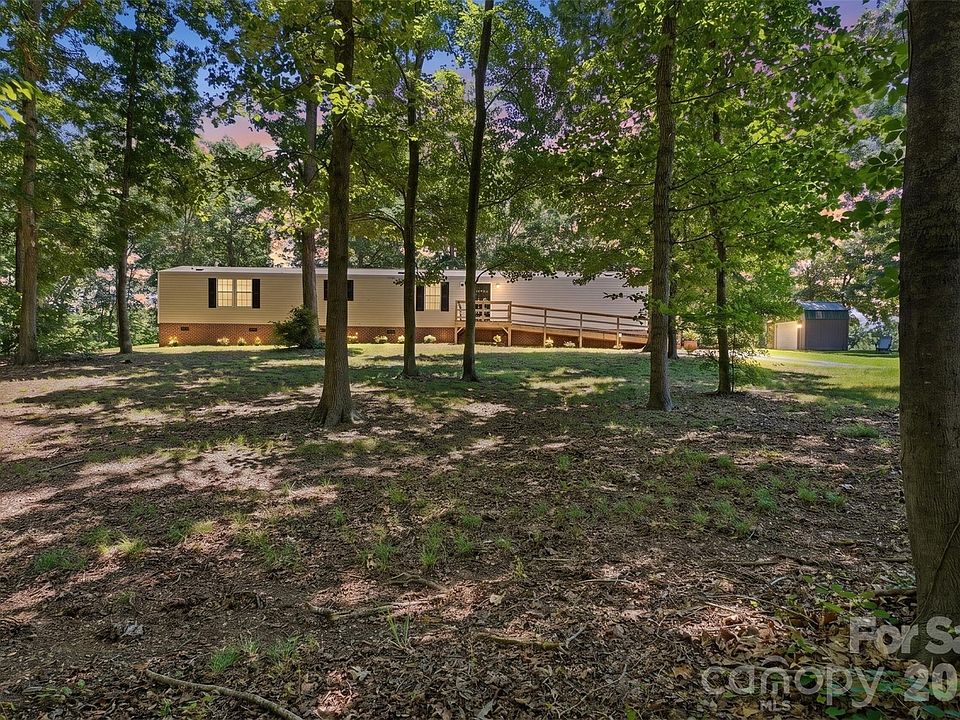 1st image of 4406 Lucy Short Cut Rd