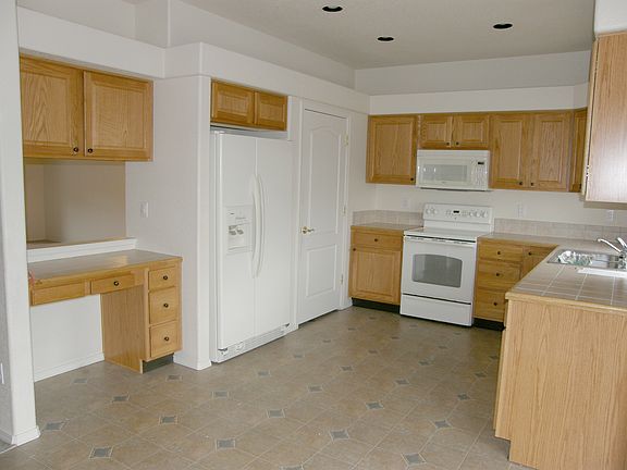 Country Kitchen with Pantry