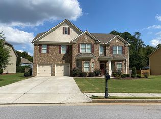 400 Abbey Springs Ct, Fairburn, GA 30213