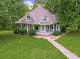 427 N Line St, Belle Plaine, KS 67013