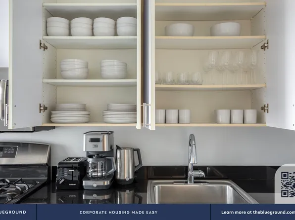 985 5th Avenue image 10 of 28