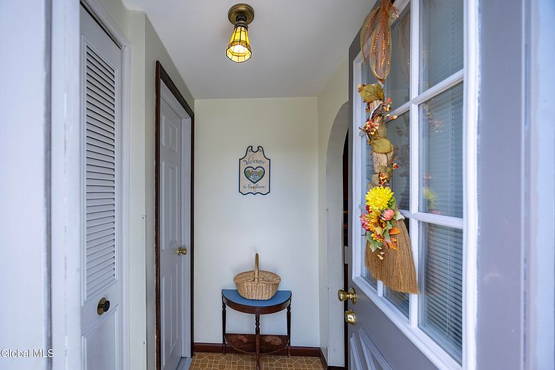 4th image of 2 Landor Lane