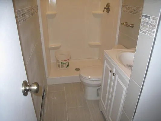 Rented by Alexiou Realty | media 9