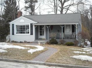 11 Bainridge Rd, Worcester, MA 01602