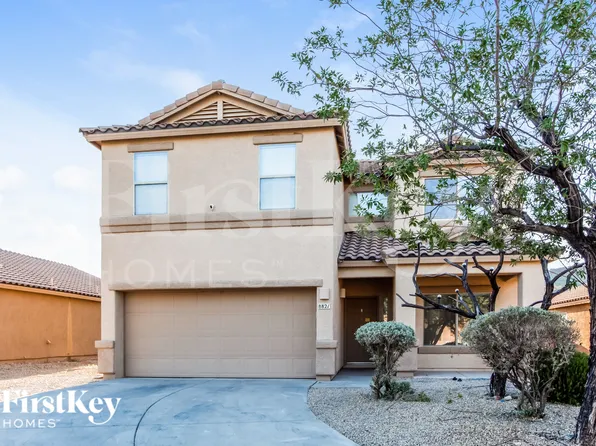 8821 N Misty Brook Dr, Tucson, AZ 85743