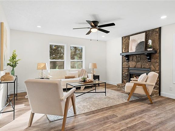 5th image of 1100 Spring Pl