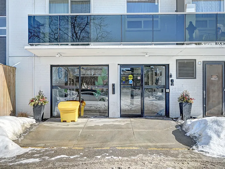 39 Willow Rd — Photo 14