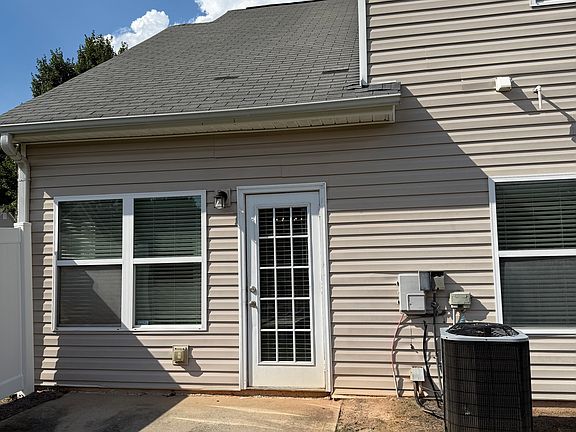 4th image of 2555 Flat Shoals Rd APT 1705