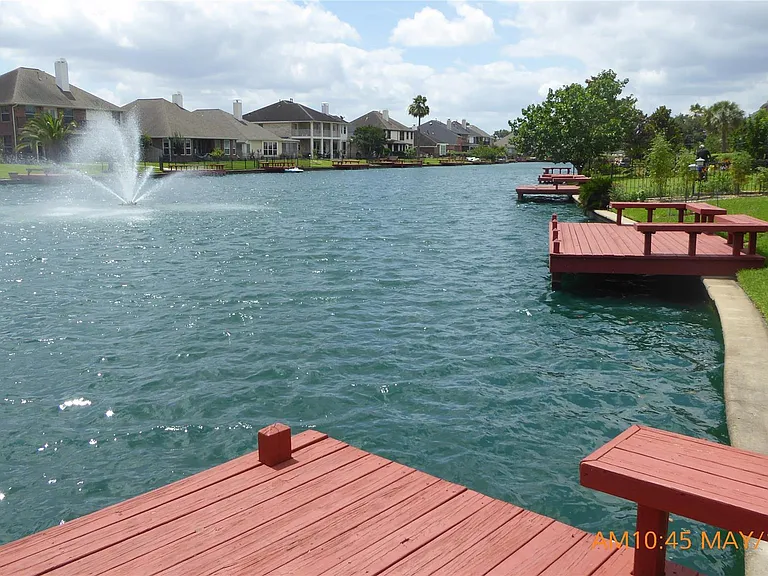 10142 Lazy Lagoon — Photo 30