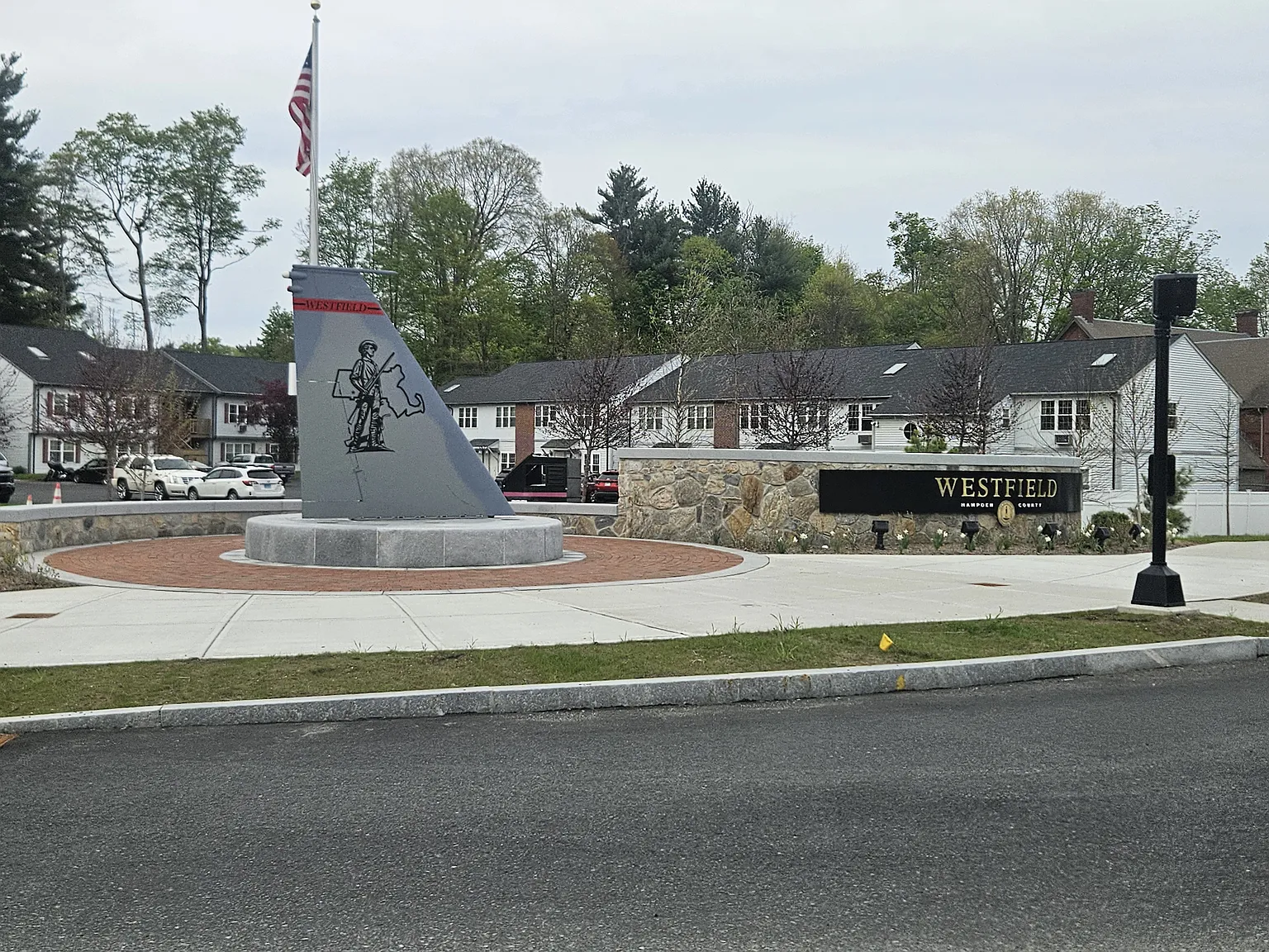 Little River Crossing — Photo 1