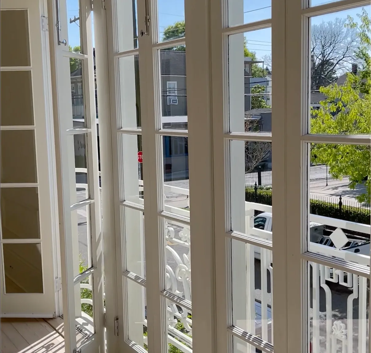 2 bed, 1.5 bath, 1388 sqft, $4,500 — Photo 4