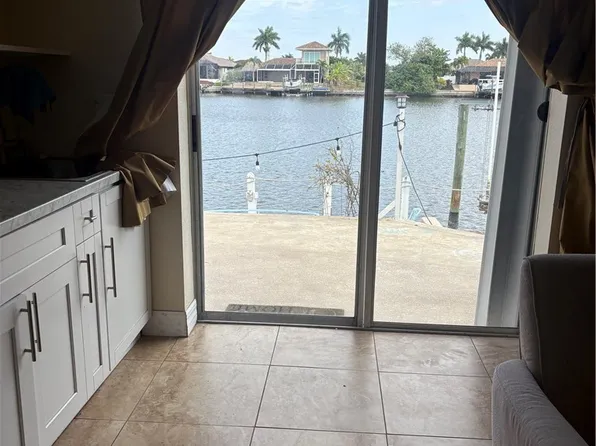 3427 Ceitus Pkwy, Cape Coral, FL 33991
