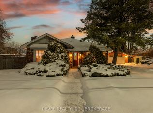 235 Park St, Kingston, ON K7L 1K4