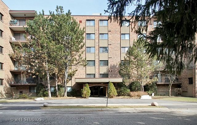 1st image of 1702 Mill St APT 403