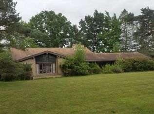 Maplewood Dr, Caro, MI 48723