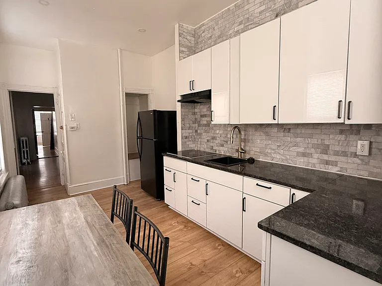 1017 Washington St #1 — Photo 15