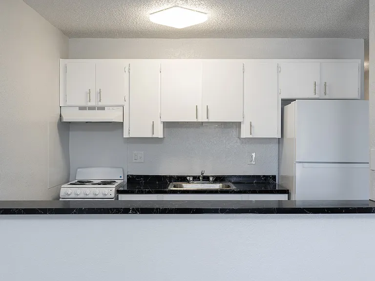 Springwood Villas — Photo 14