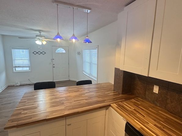 400 22nd Ave NE APT 101