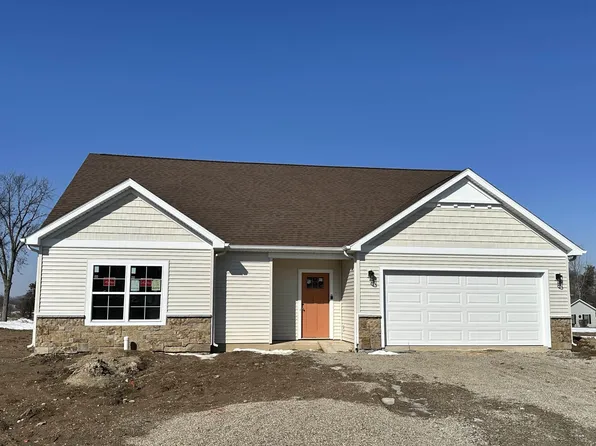 6327 Hunter Wood Dr, Fort Wayne, IN 46835