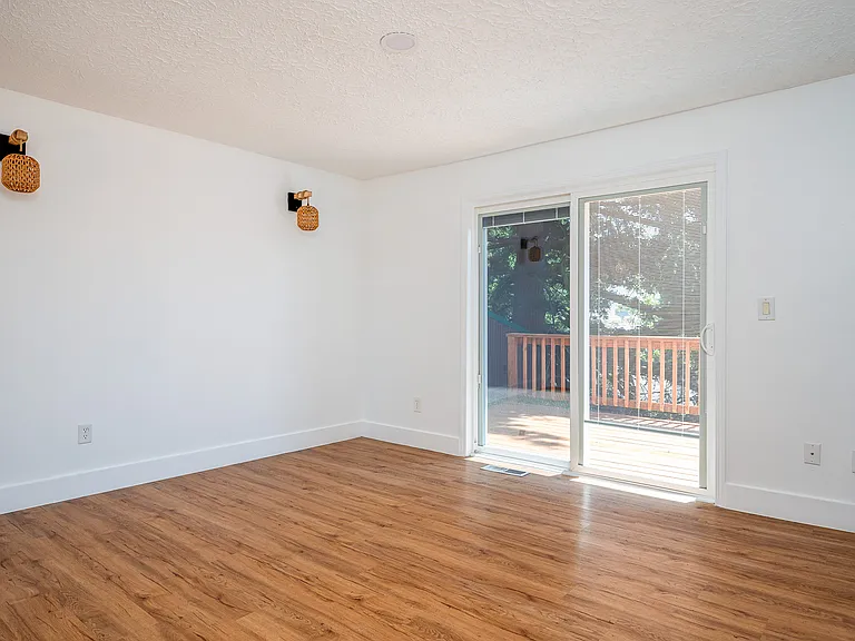 1115 NE 63rd St — Photo 30