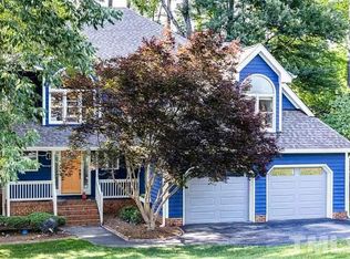 8005 Llewellyn Ct, Raleigh, NC 27613