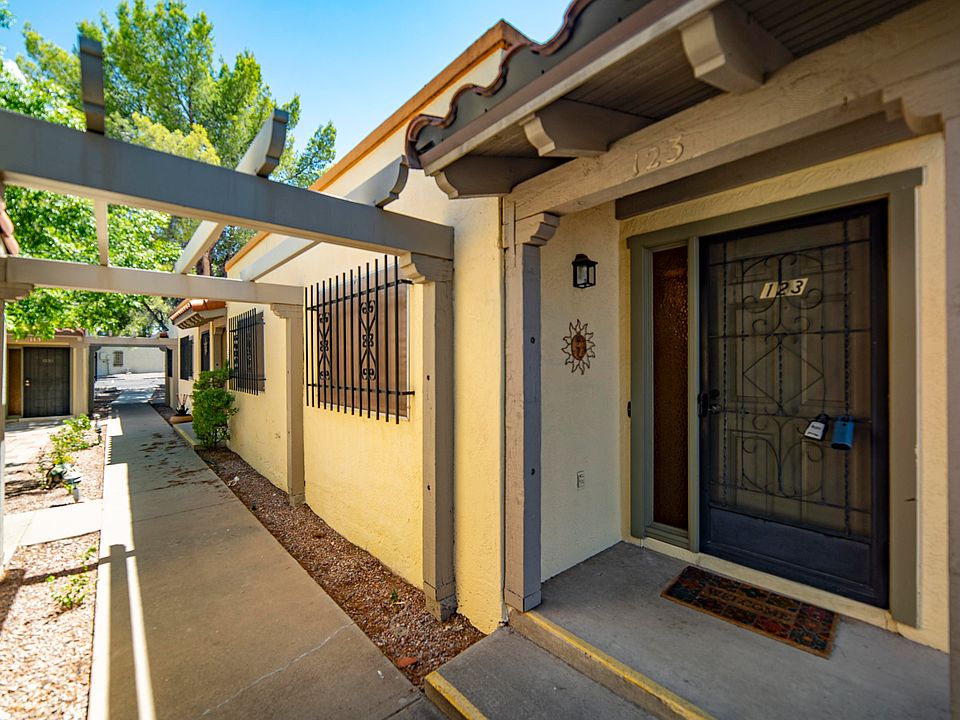 1st image of 123 W Calle Del Ano