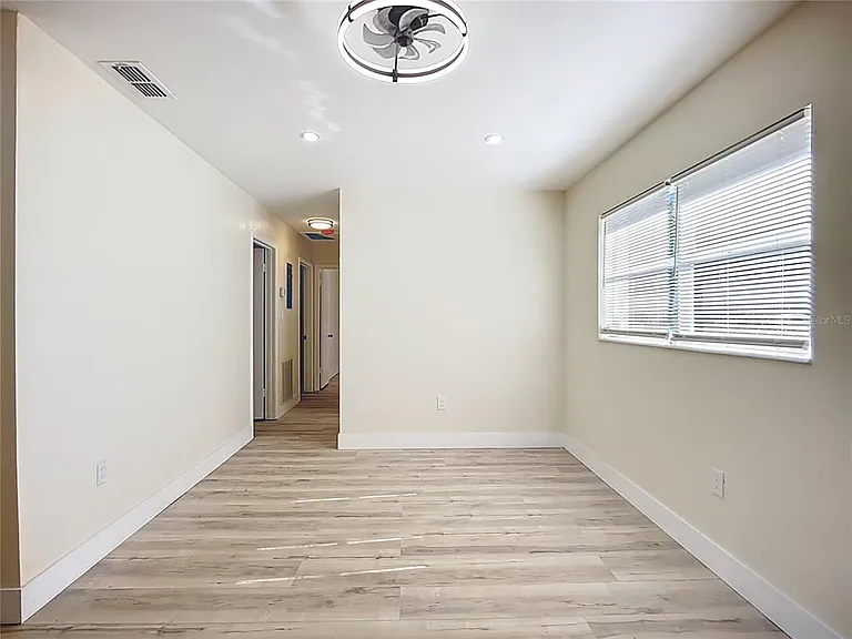 4513 W Gray St — Photo 28