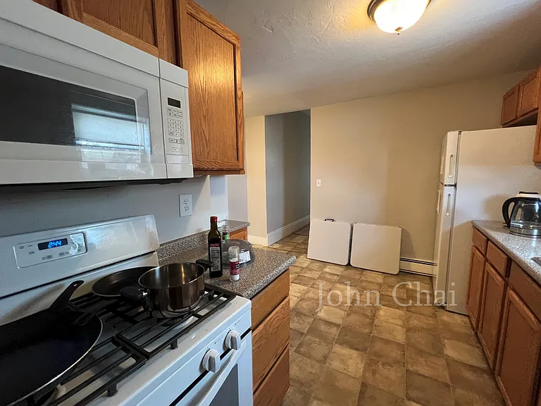 21 Mansfield St #2 — Photo 44