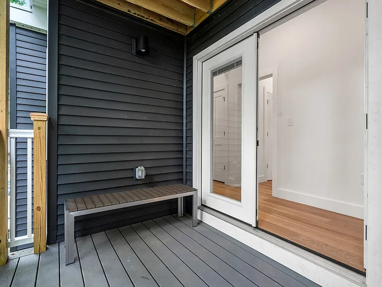 130 Fisher Ave #3 — Photo 12