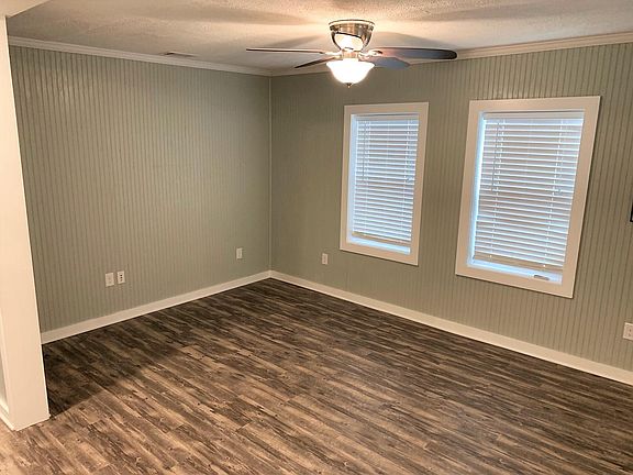 Front Room / Living Room