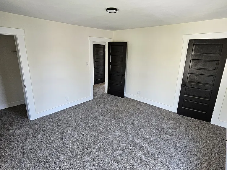 329 Belleaire Ave — Photo 10
