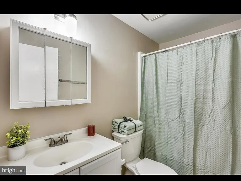 19304 Running Cedar Ct #5 — Photo 2