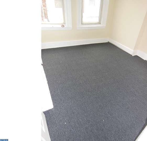 2nd image of 5242 Addison St