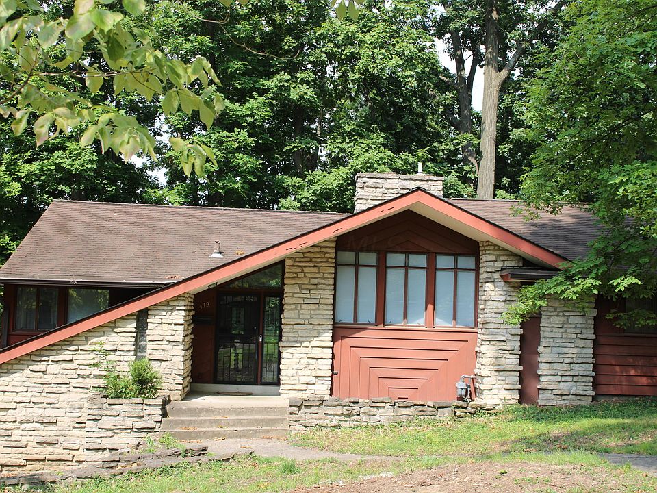 1st image of 419 Hilltop Dr