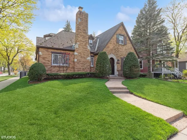 5051 W Balmoral Ave, Chicago, IL 60630