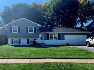 6643 Janel Ln, Maumee, OH 43537