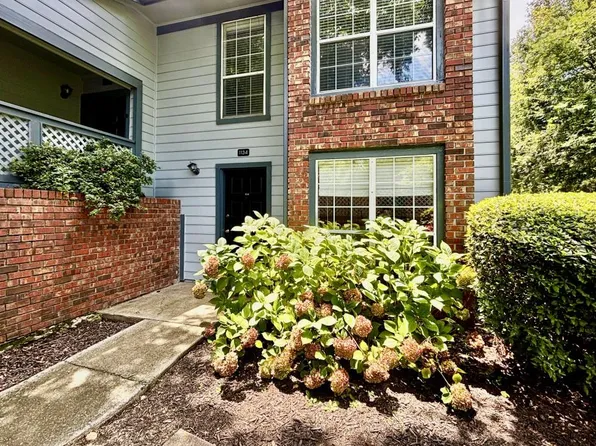 1134 Weatherstone Dr NE, Atlanta, GA 30324