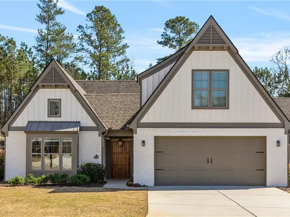 235 Arbor Garden Cir, Newnan, GA 30265