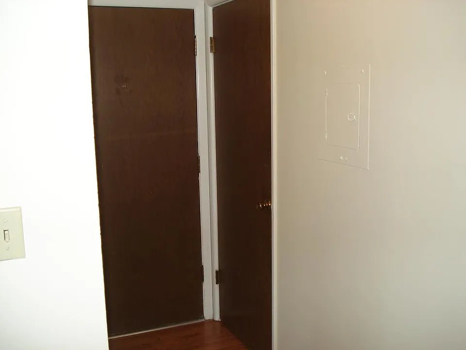 Entry Hallway