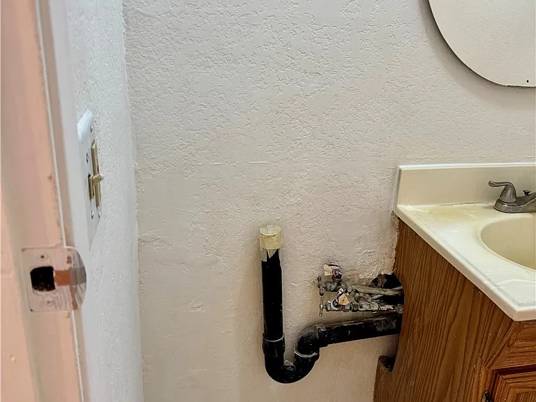 1231 Hillandale Ave #10 — Photo 5