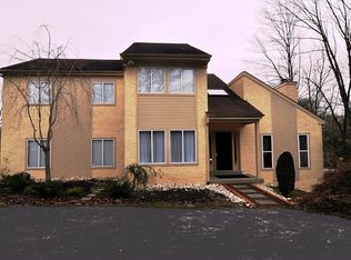 338 Taylors Mill Rd, West Chester, PA 19380