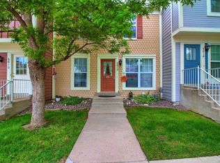 6812 S Holland Way, Littleton, CO 80128