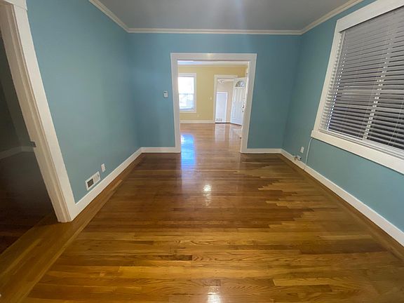 4th image of 523 41st Ave
