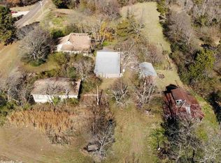 2356 N 9th St, De Queen, AR 71832