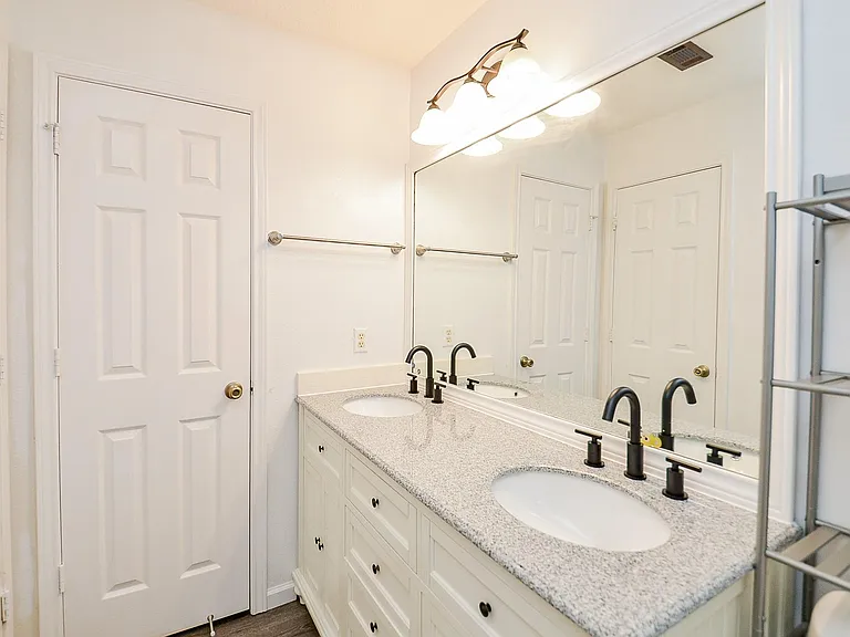 13837 Purplemartin St — Photo 25
