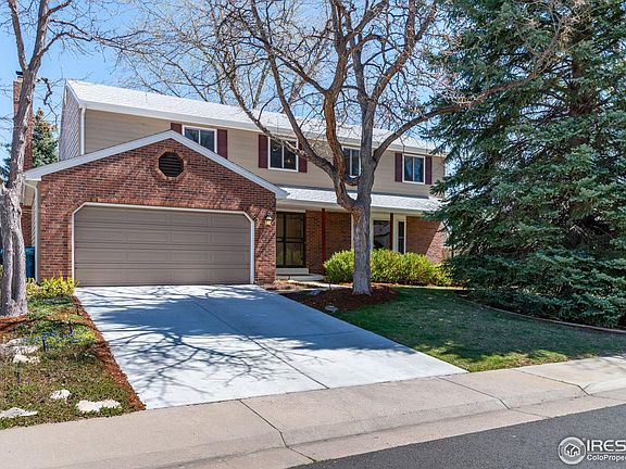 2nd image of 1318 Caledonia Cir